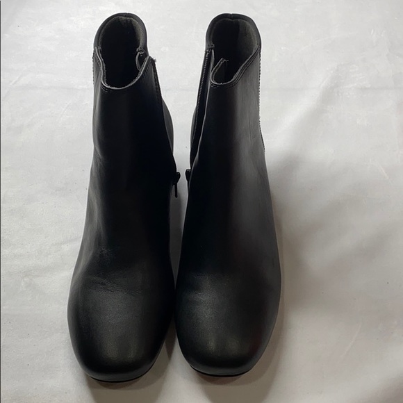 clarks chartli valley